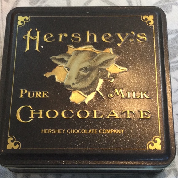 Set of four vintage tins, Hershey Chocolate 1990, 2001 and Reese’s 1997 - Picture 7 of 16